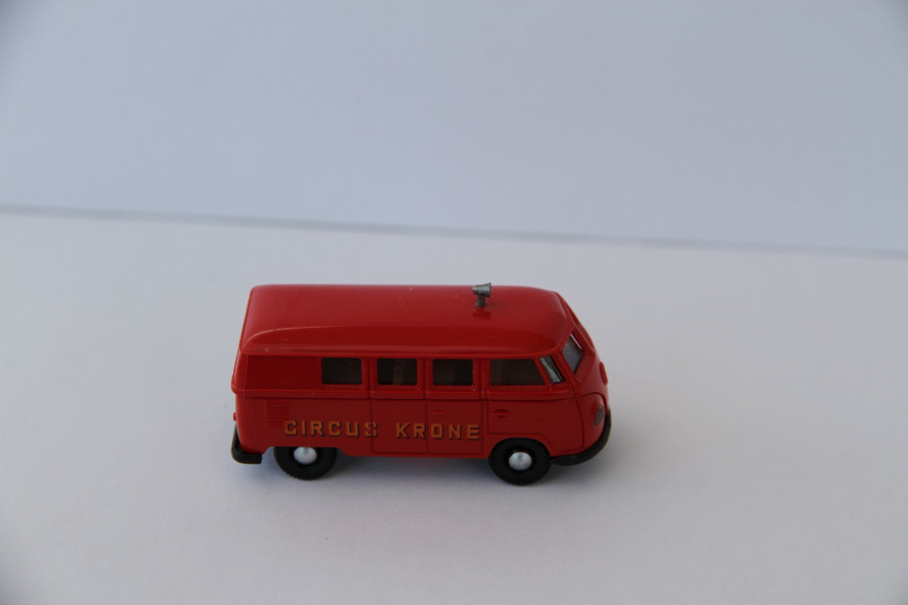 Brekina Modellini d'auto: VW T1, Circus Krone, Bus, Brekina, HO – Nuovo (secondo la descrizione) da Nesselnbach venduto da ubourson 2