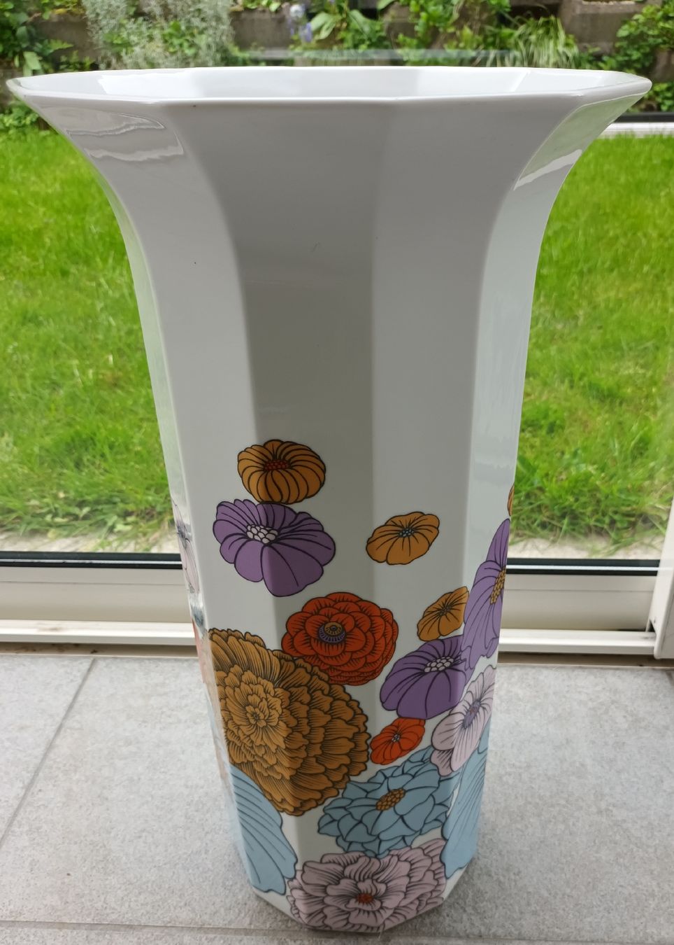Rosenthal Vasen & Gefässe: Rosenthal Studio-Linie Bodenvase Polygon Tapio Wirkkala – Gebraucht aus Allenwinden von pro_nmg9 1