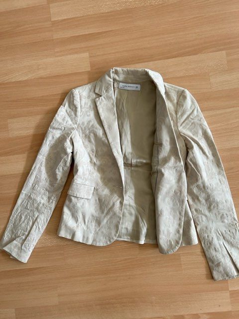 Zara Jacken: Jacke Zara XS wie neu – Gebraucht aus Wabern von adamovski 2