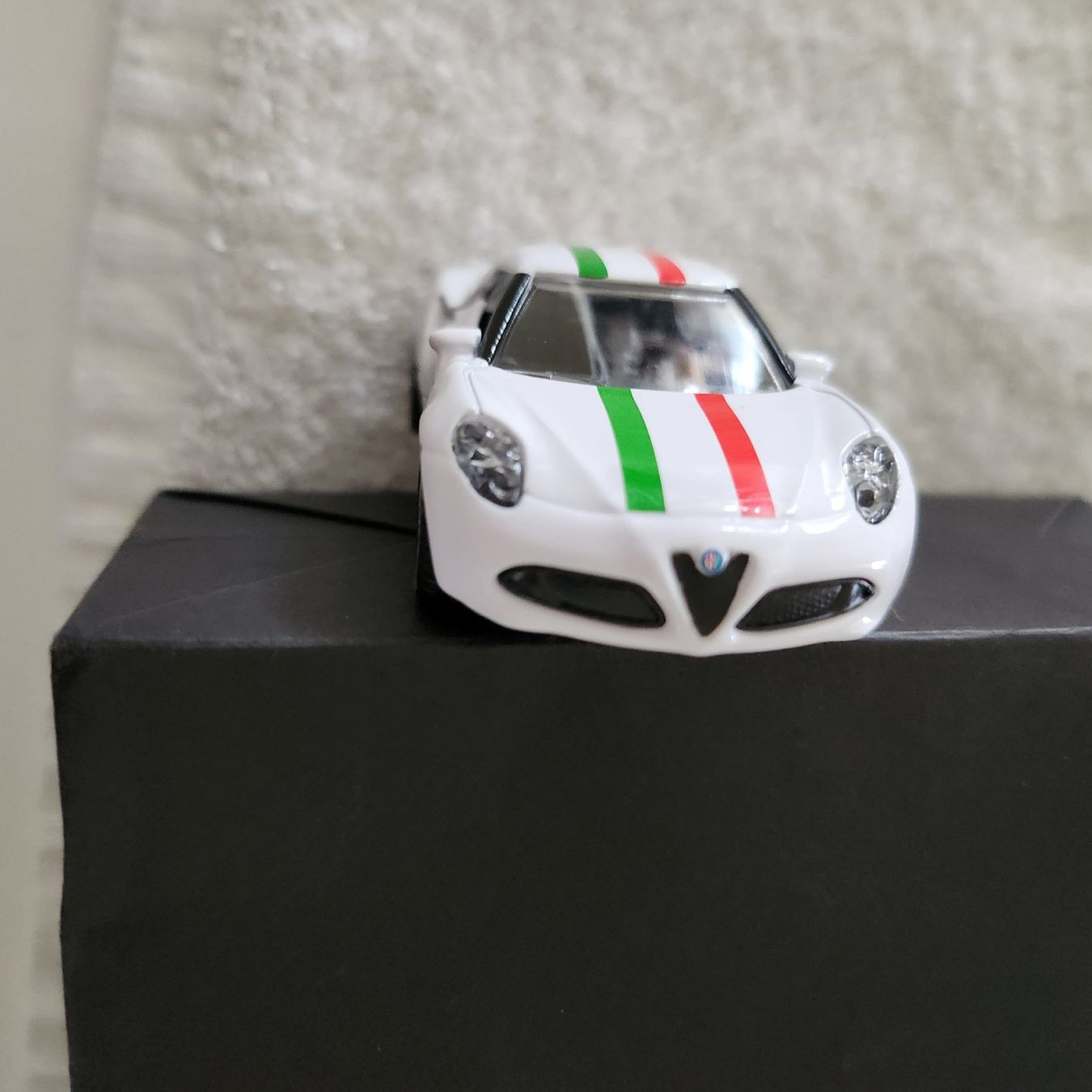 Alfa Romeo Modellautos: 1.64 Alfa Romeo 4C Bornelund 2014 exclusive Promo Version – Neu (gemäss Beschreibung) aus Unterägeri von 0alfa0 5