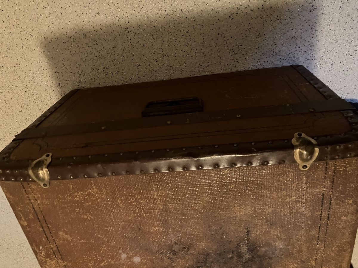 Valigie: Alter Reisekoffer Vintage – Usato da Birrwil venduto da nicole86ch 3