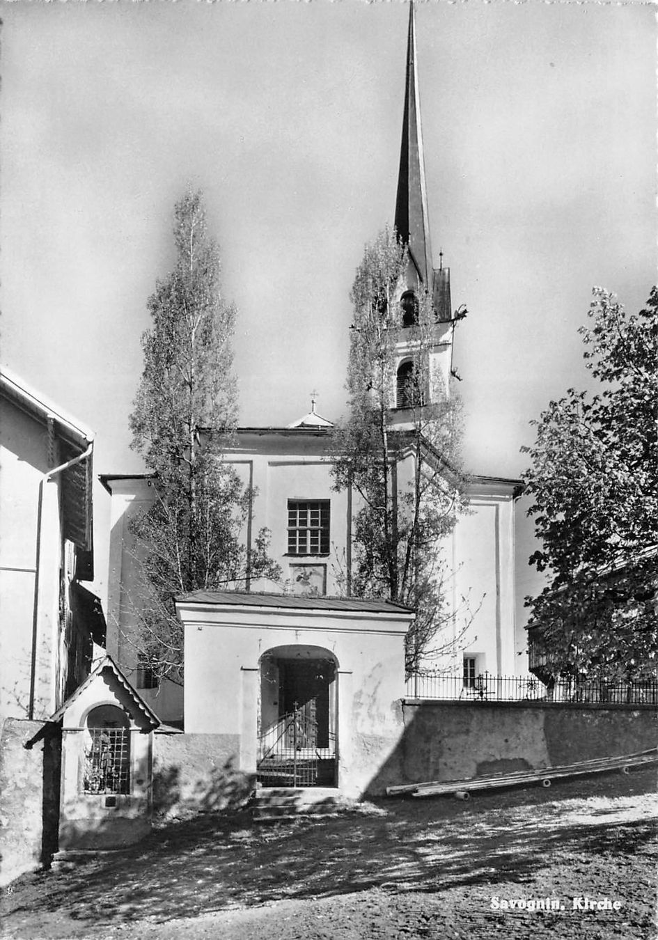 Ansichtskarten: Savognin, Kirche – Gebraucht aus Ottikon b.Kemptth. von Neptun1974