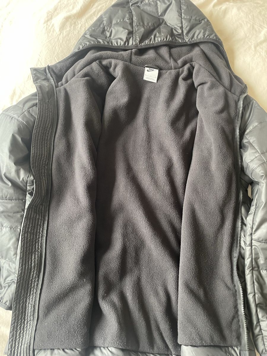 Nike Giacche: Nike Übergangsjacke schwarz grösse M – Usato da Bern venduto da pesche789 2