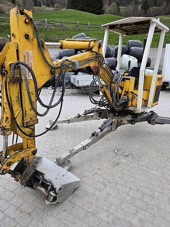 Menzi Muck Excavateurs: Menzi muck – D'occasion à Präz par Kunfi1 1