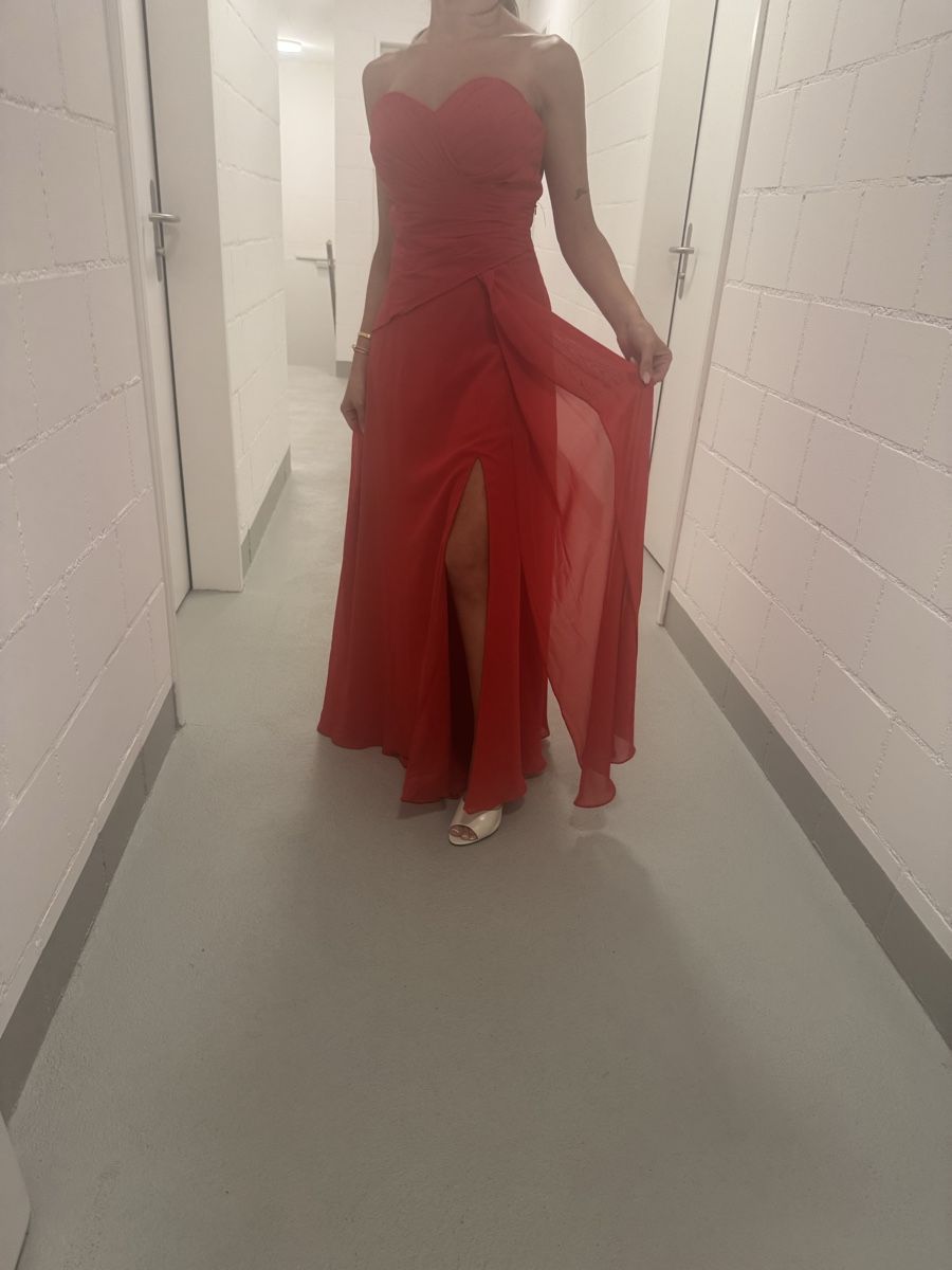 JJ’s House Vestiti: Abendkleid  – Nuovo (secondo la descrizione) da Reinach AG venduto da MineD 2