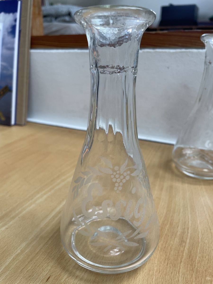 Autres vaisselles & verres: Öl und Essigflasche – D'occasion à Nuglar par bibabone 1