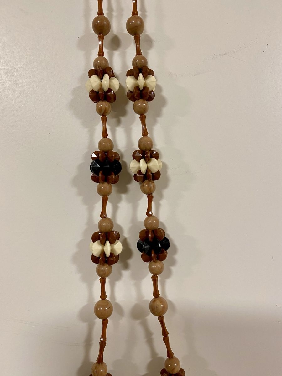 Catenine: Modeschmuck: Kette mit braunen und beigen Perlen – Nuovo (secondo la descrizione) da Flawil venduto da sonnengeist 3