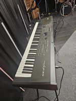 YAMAHA S90XS