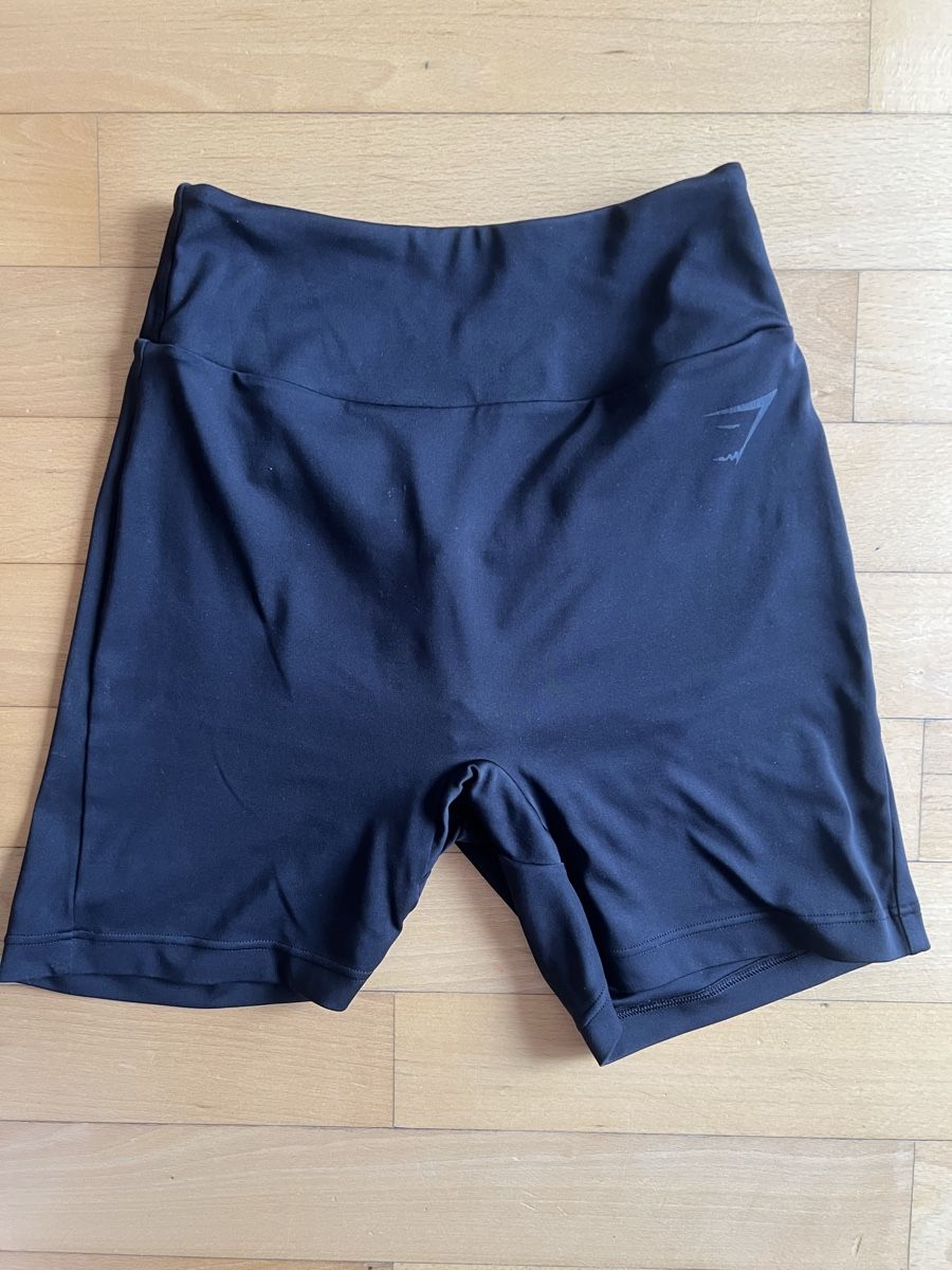 Gymshark Leggings: Gymshark Shorts - Gr S – Usato da Altstätten SG venduto da Melval22