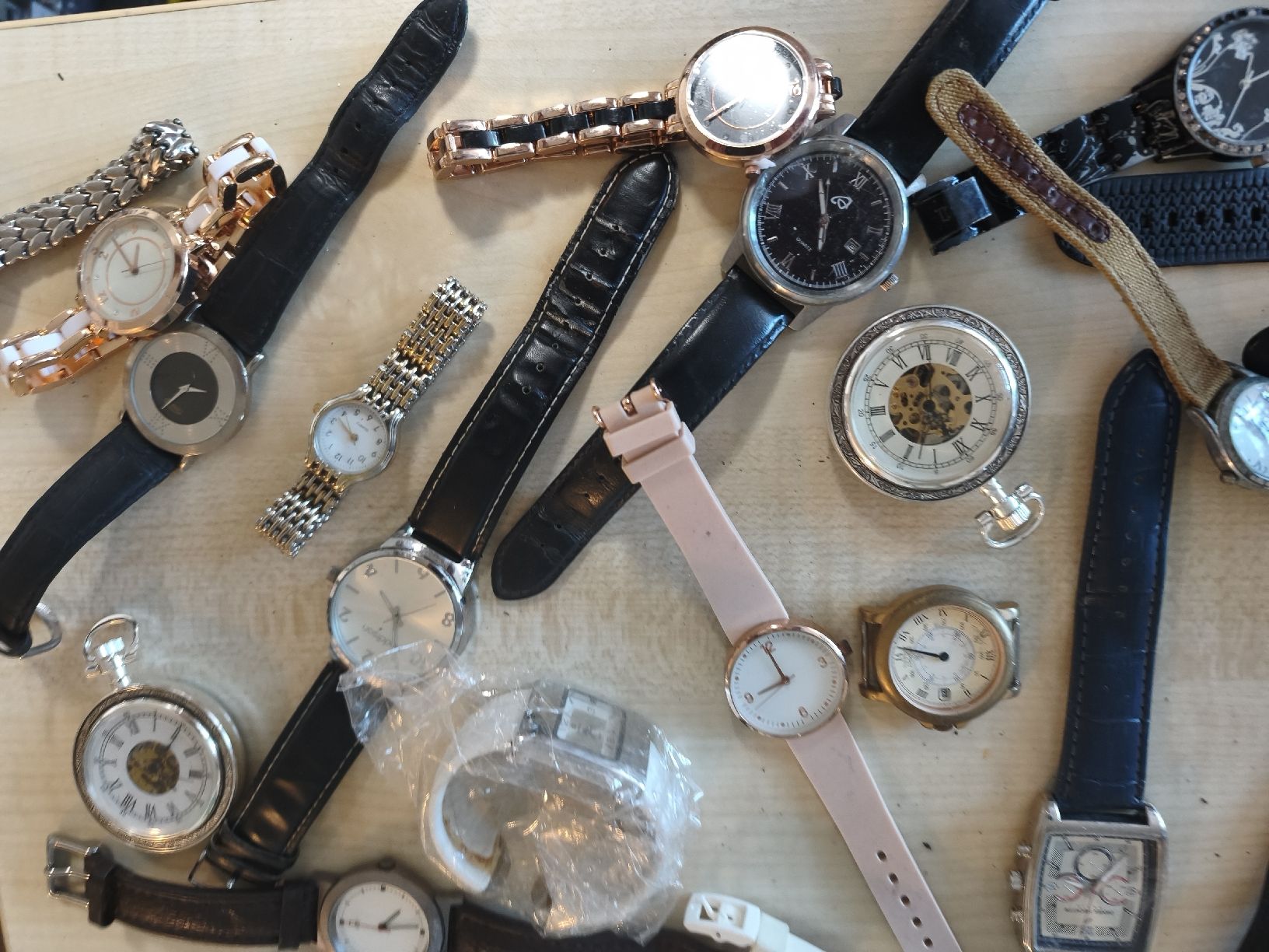 Uhren: Armbanduhr lot – Gebraucht aus Kreuzlingen von dad_9x7b 7