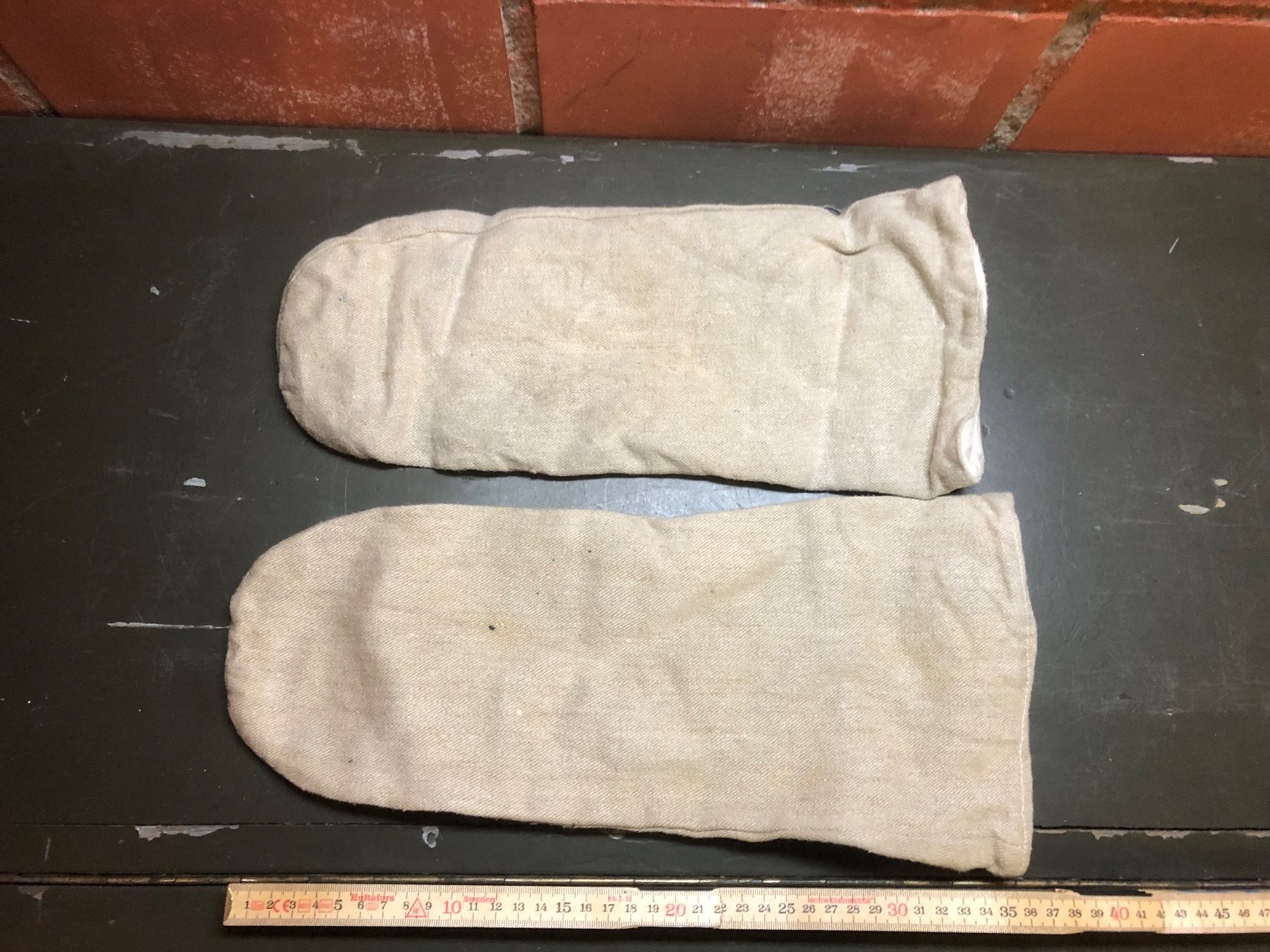 Schweizer Armee Uniformi: Schweizer Armee Handschuhe Arbeitshandschuhe Wintertarn – Usato da Madiswil venduto da TEMISO 1