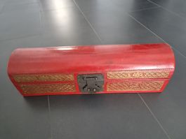Schatulle aus Leder/Holz, antik
