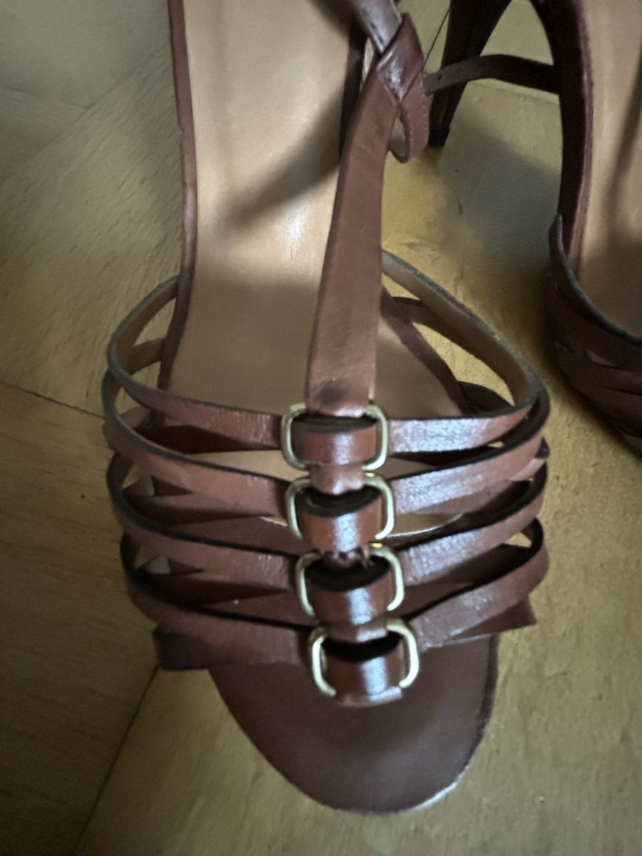 Scarpe da donna: Ledersandalen, Grösse 39 – Usato da Zürich venduto da gucks 3