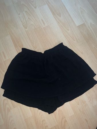 Kurze Hose Rock Hosenrock Damen Gr. 42 Marke About you