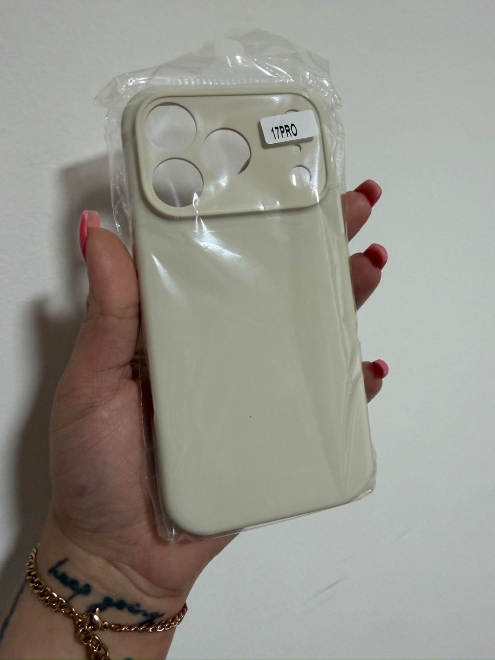 Apple Cover & Protezioni schermo: Neue iPhone 17 Pro Hülle, Beige Neu! – Nuovo e nell'imballaggio originale da Wettingen venduto da Joelds98