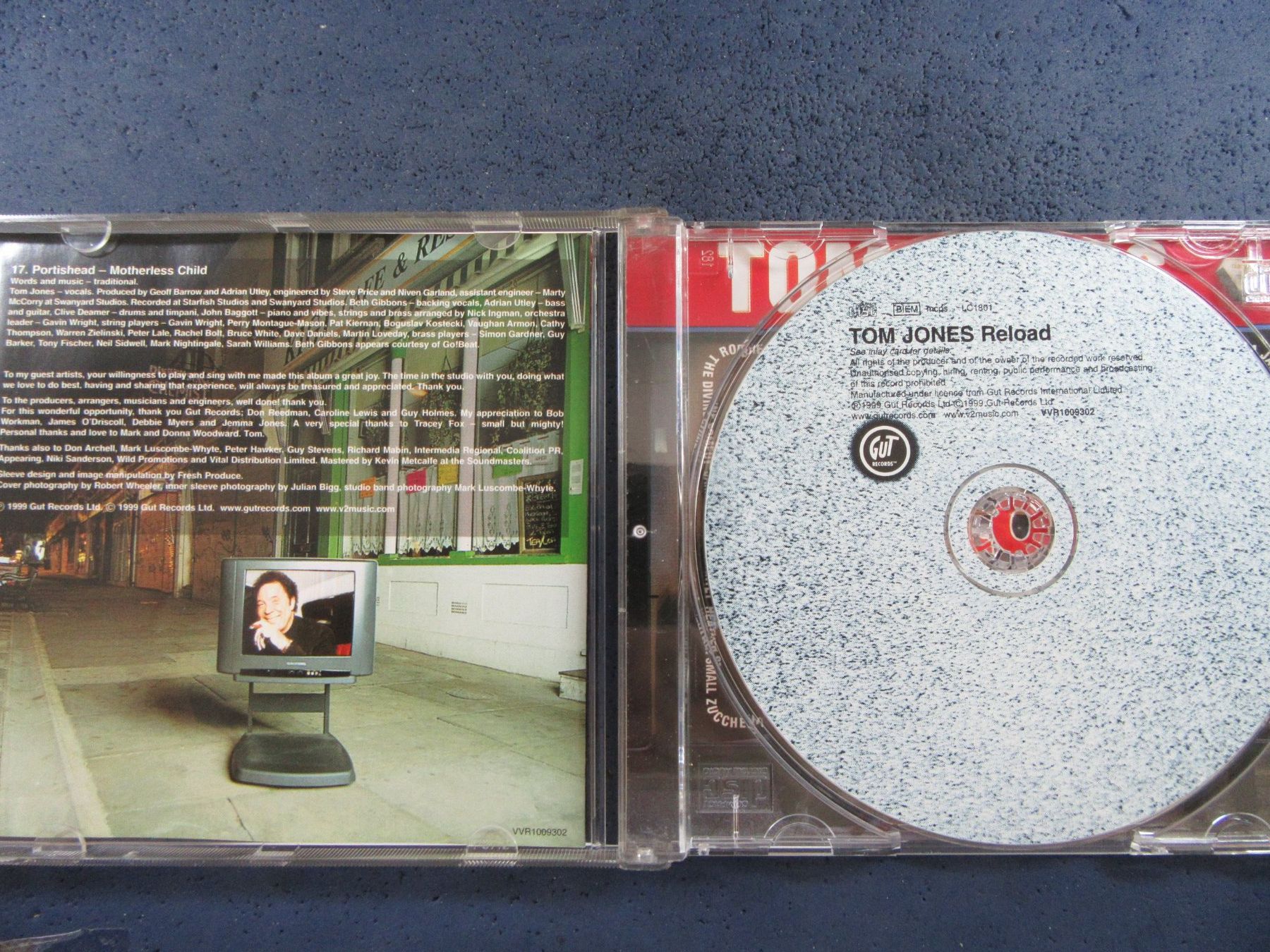 CD: TOM JONES RELOAD CD – Usato da Ettingen venduto da Hausi4711 2