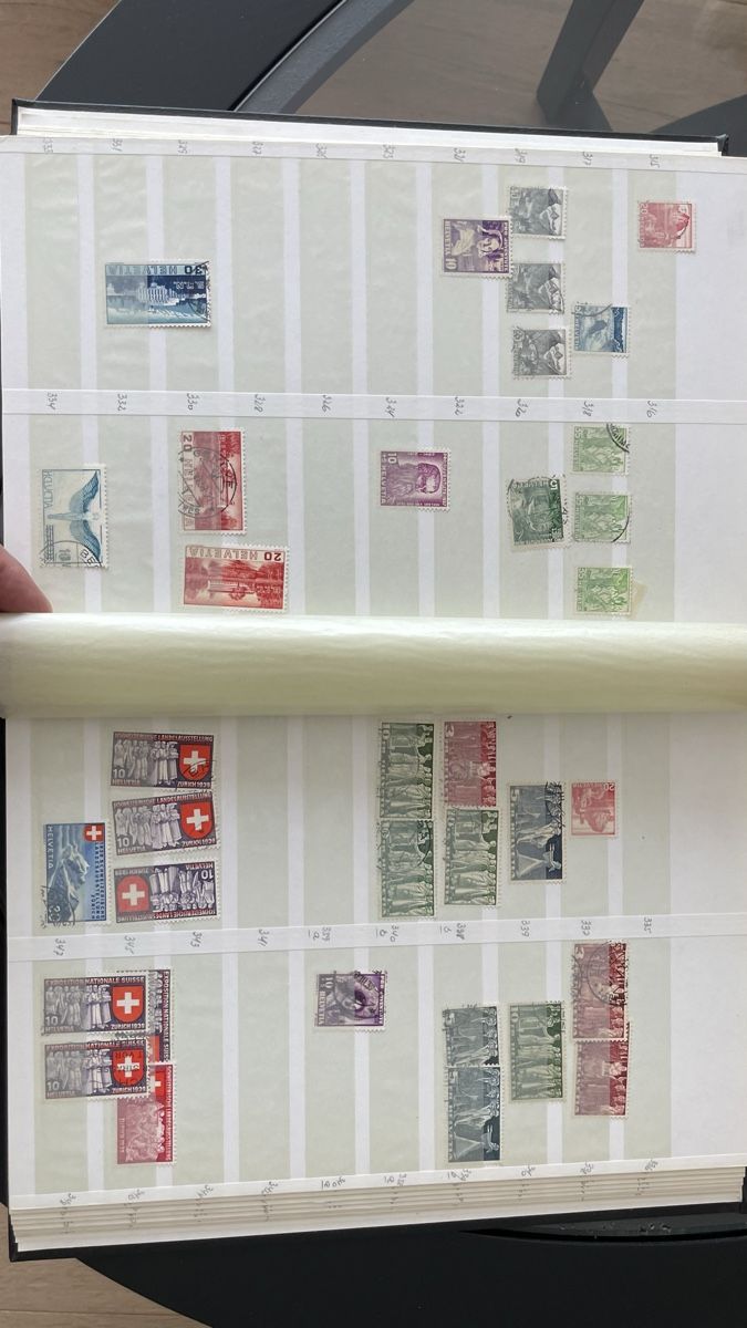 Tutti i francobolli: Sammlung Schweiz */0 Album – Usato da Muri AG venduto da Briefmarke-Schweiz 6
