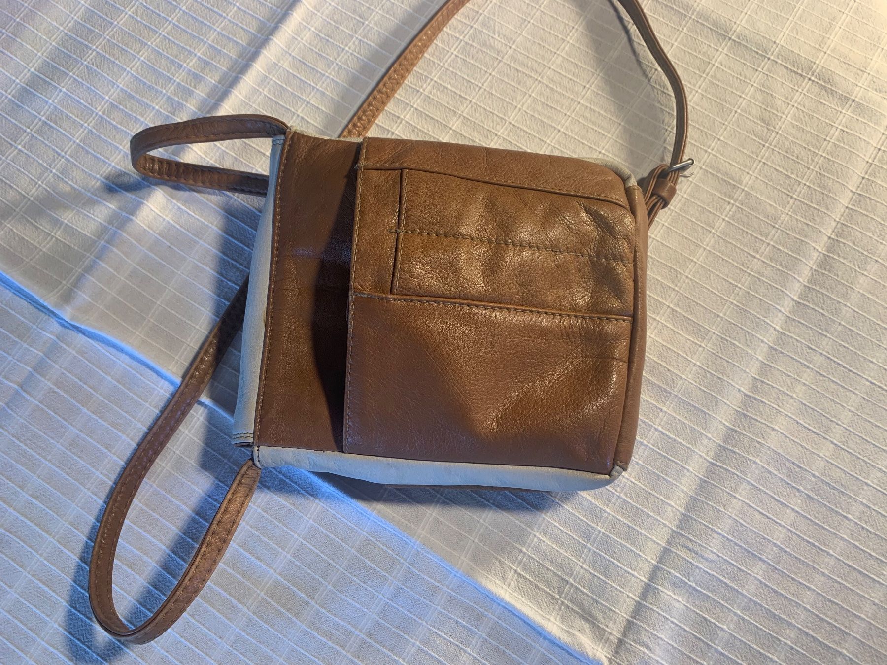 Borse da donna: Ledertäschchen bicolor – Usato da Taegerig venduto da kat_t8hk 1