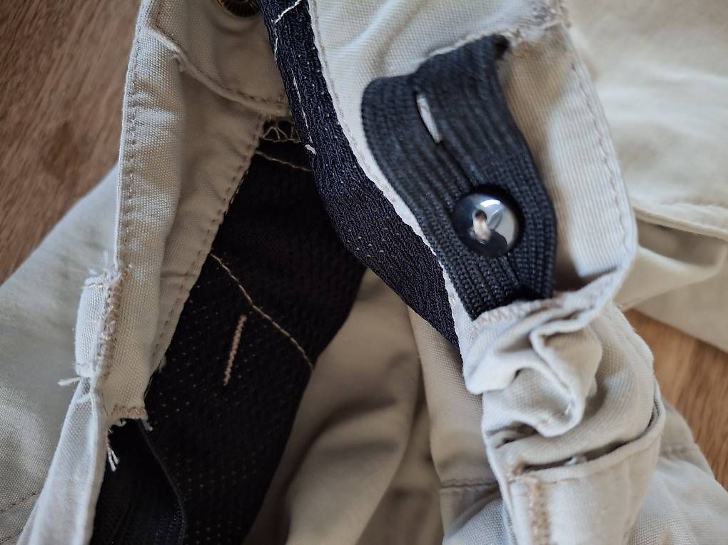 Hosen: Trekkinghose 128 – Gebraucht aus Vielbringen b. Worb von Andrea.S. 1