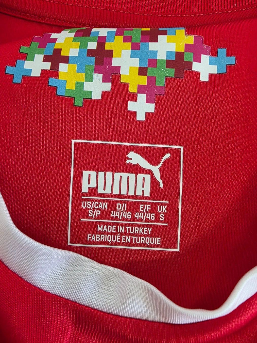 Puma Canottiere & Pantaloni: SCHWEIZ 2016 NATI TRIKOT S – Usato da Lüchingen venduto da Jersey_Time 2