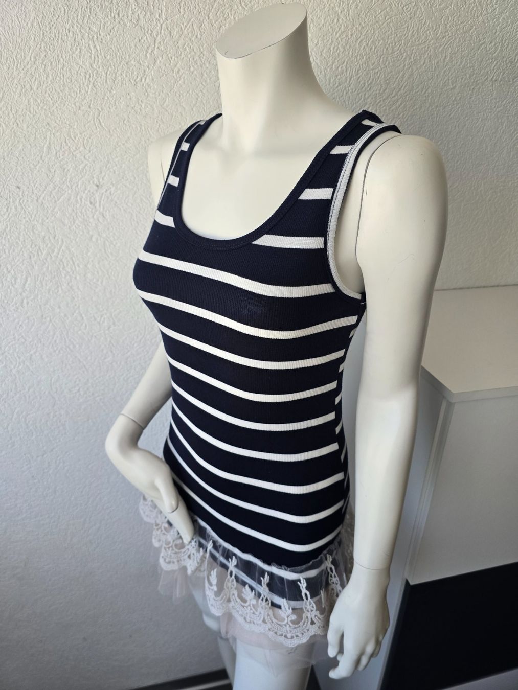 Robes: Robe "Molly Braken" taille unique Neuve – Neuf avec emballage d'origine à Les Verrières par kitel79 2