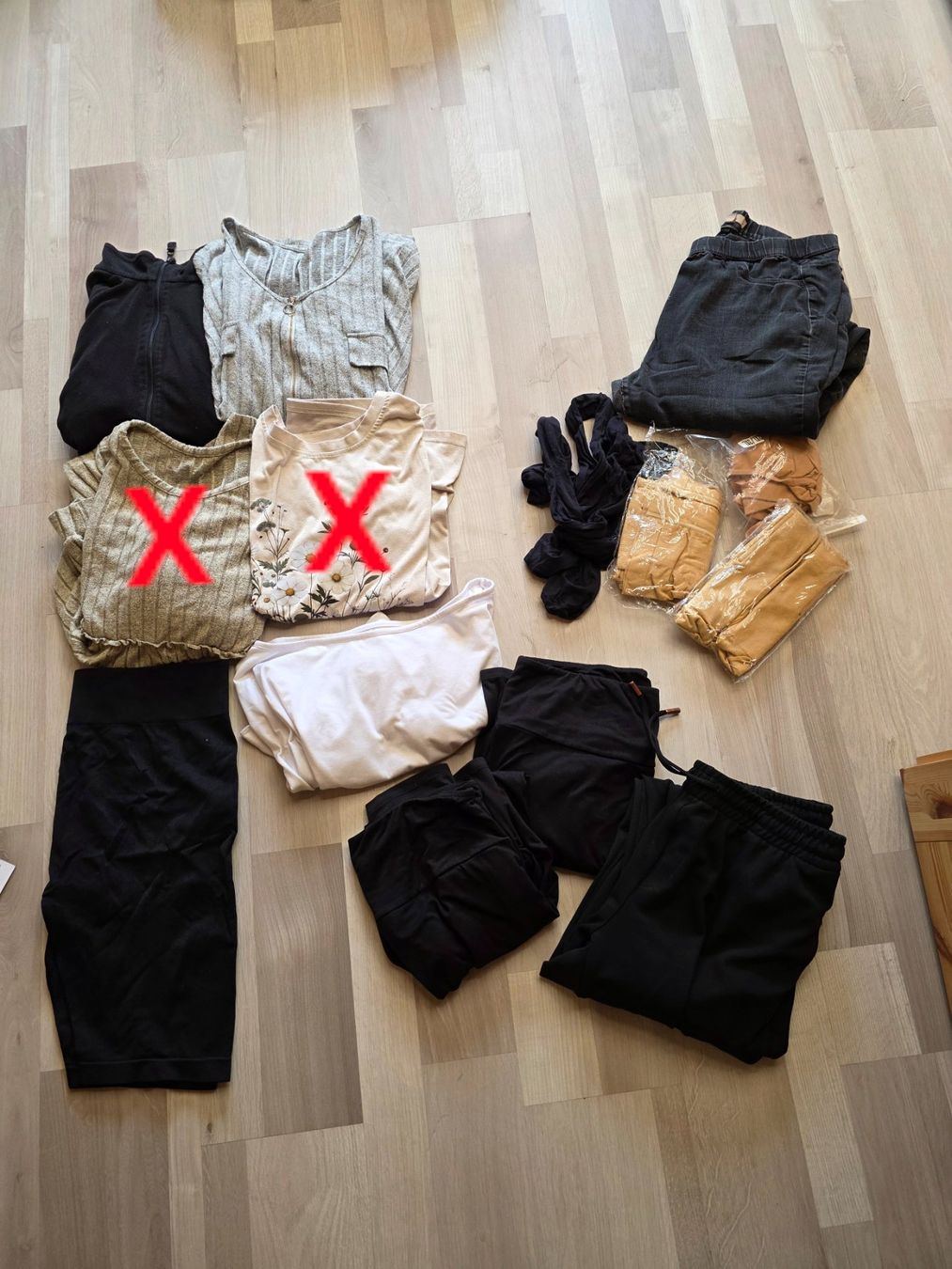Lotti di vestiti: 12 Teile Grösse 48 / XXL – Usato da St. Peterzell venduto da upcycling_ 3