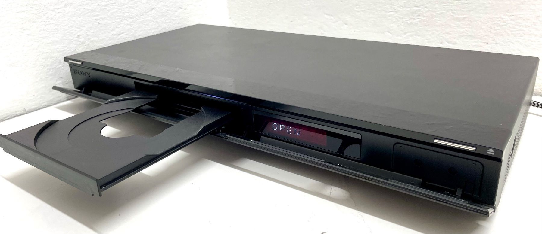 Sony Lettore multimediale & Streamer: Sony Bluray Player BDP-S363 – Usato da Niederdorf venduto da LeptonAG 1