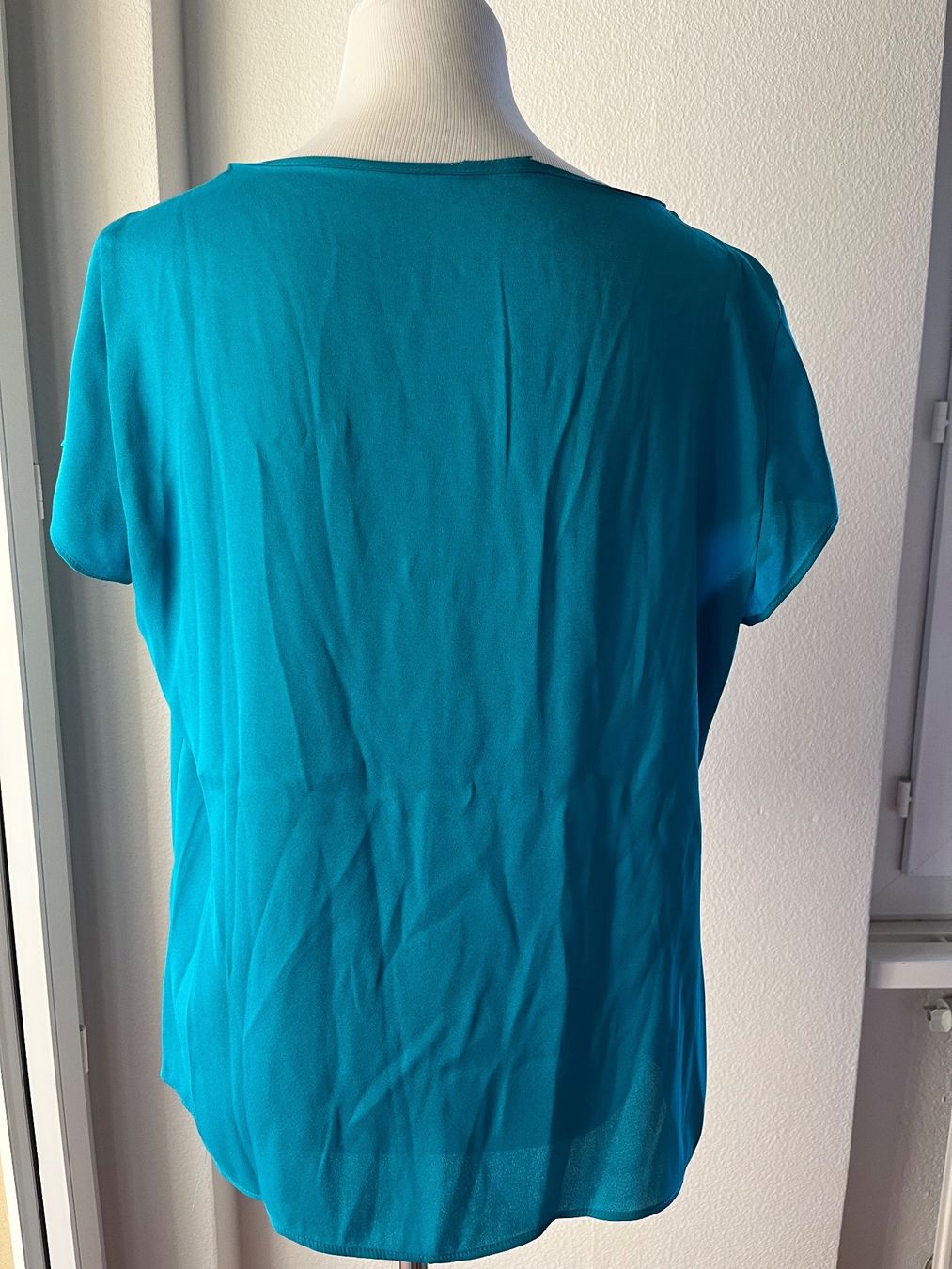 Blusen: Blusen 2er-Set -schlicht und doch speziell – Gebraucht aus Ostermundigen von ser_cg8z 4