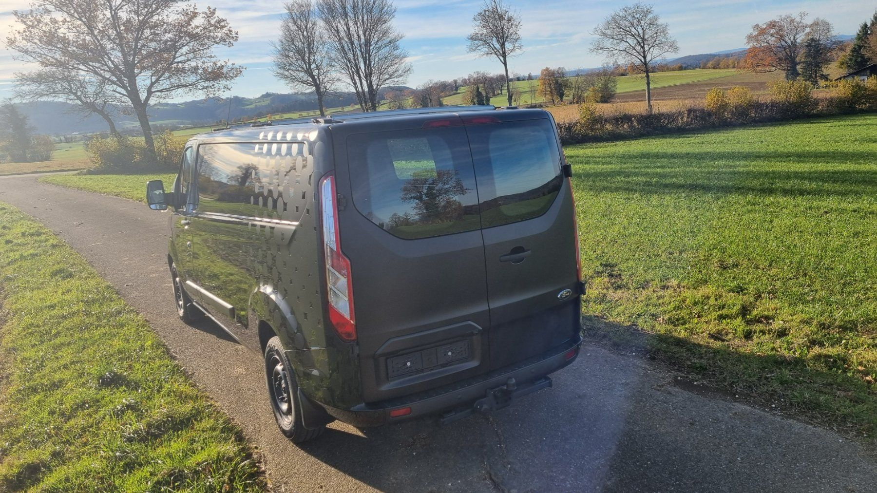 Ford Nutzfahrzeuge: Ford Transit Custom 320 L2 Trend – Gebraucht aus Wahlen von Veani 3