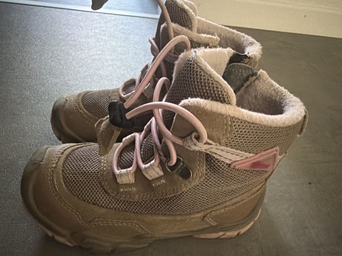 Elefanten Scarpe per ragazze: Bottes d'hiver Elefanten taille 24  – Usato da Köniz venduto da fan_s7sj 2