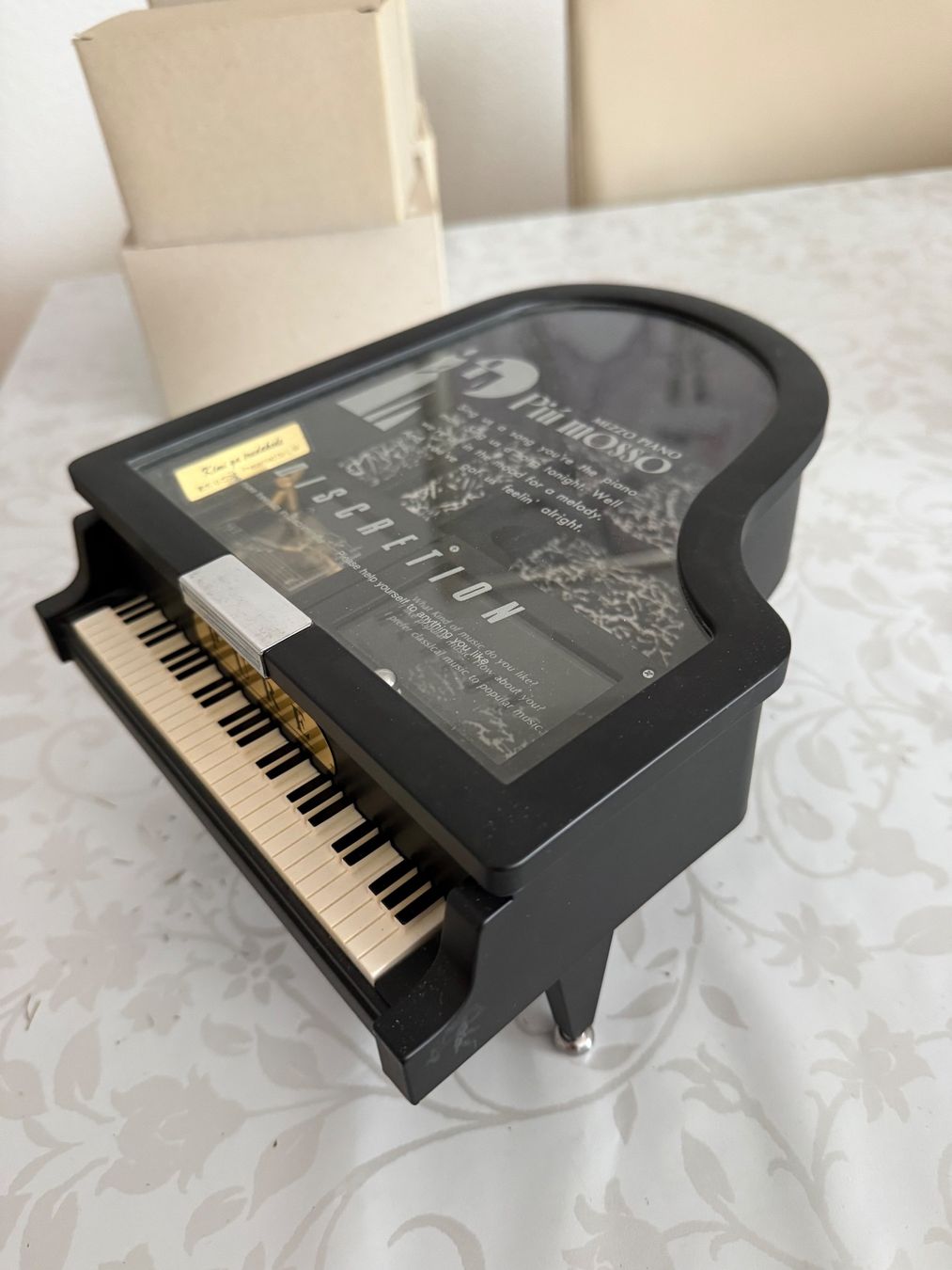 Carillon: Musik-Schmuckdose – Usato da Gipf-Oberfrick venduto da tan_z5qw