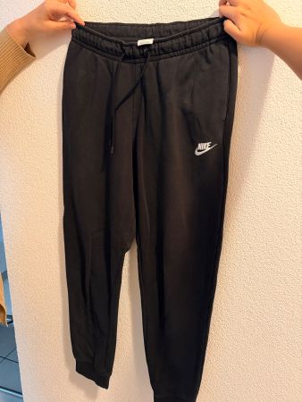 Nike Trainingshose / Jogginghose Schwarz, Grösse M top!