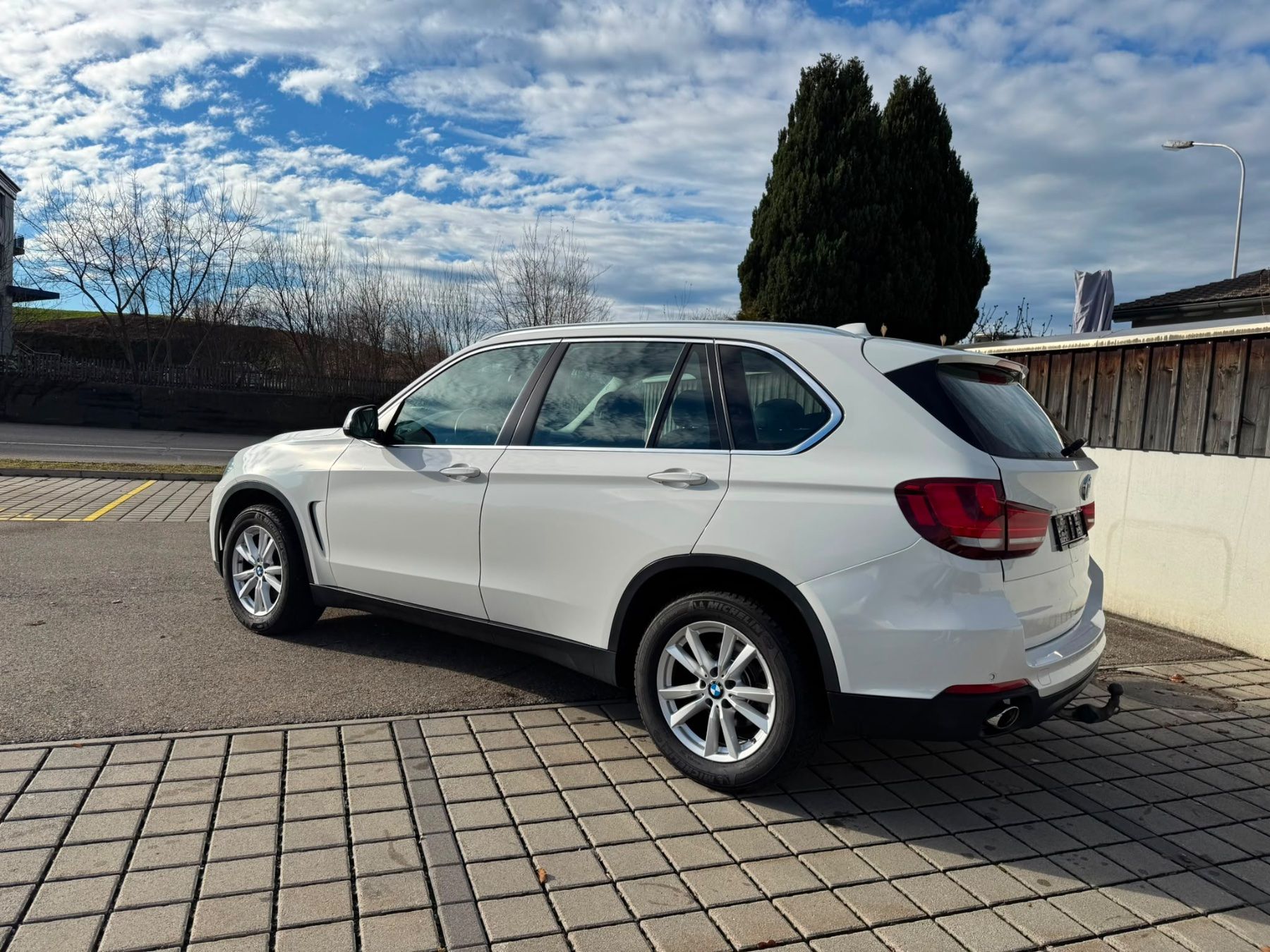 BMW Automobili: Bmw X5 xDrive 25d – Usato da Flawil venduto da ruz_9nzy 5