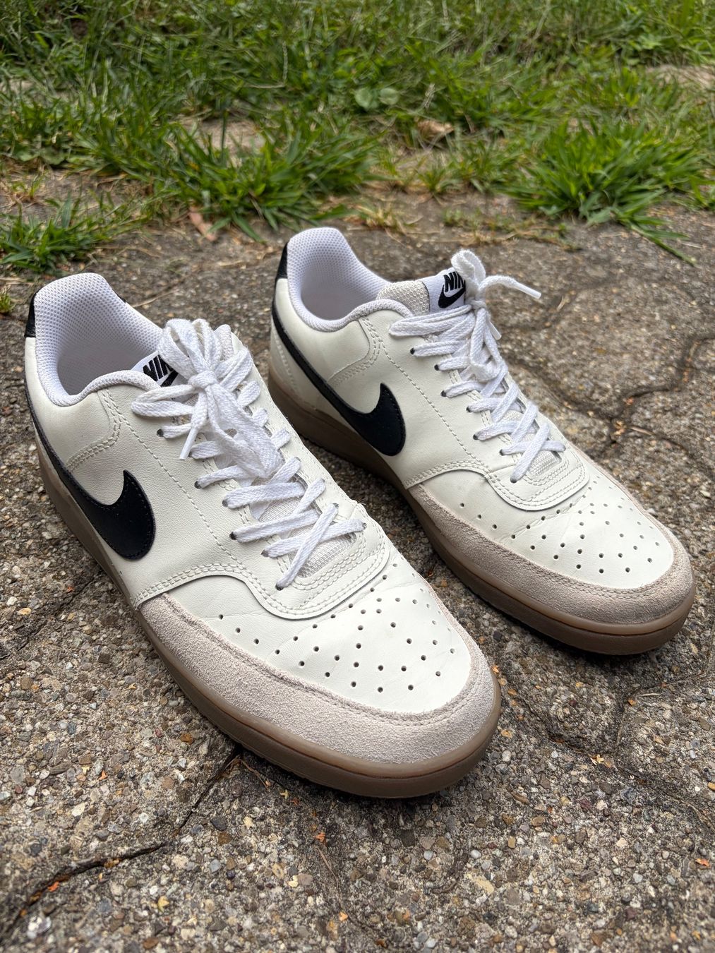 Nike Herrenschuhe: Nike Schuh – Gebraucht aus Volken von SavitaIndia