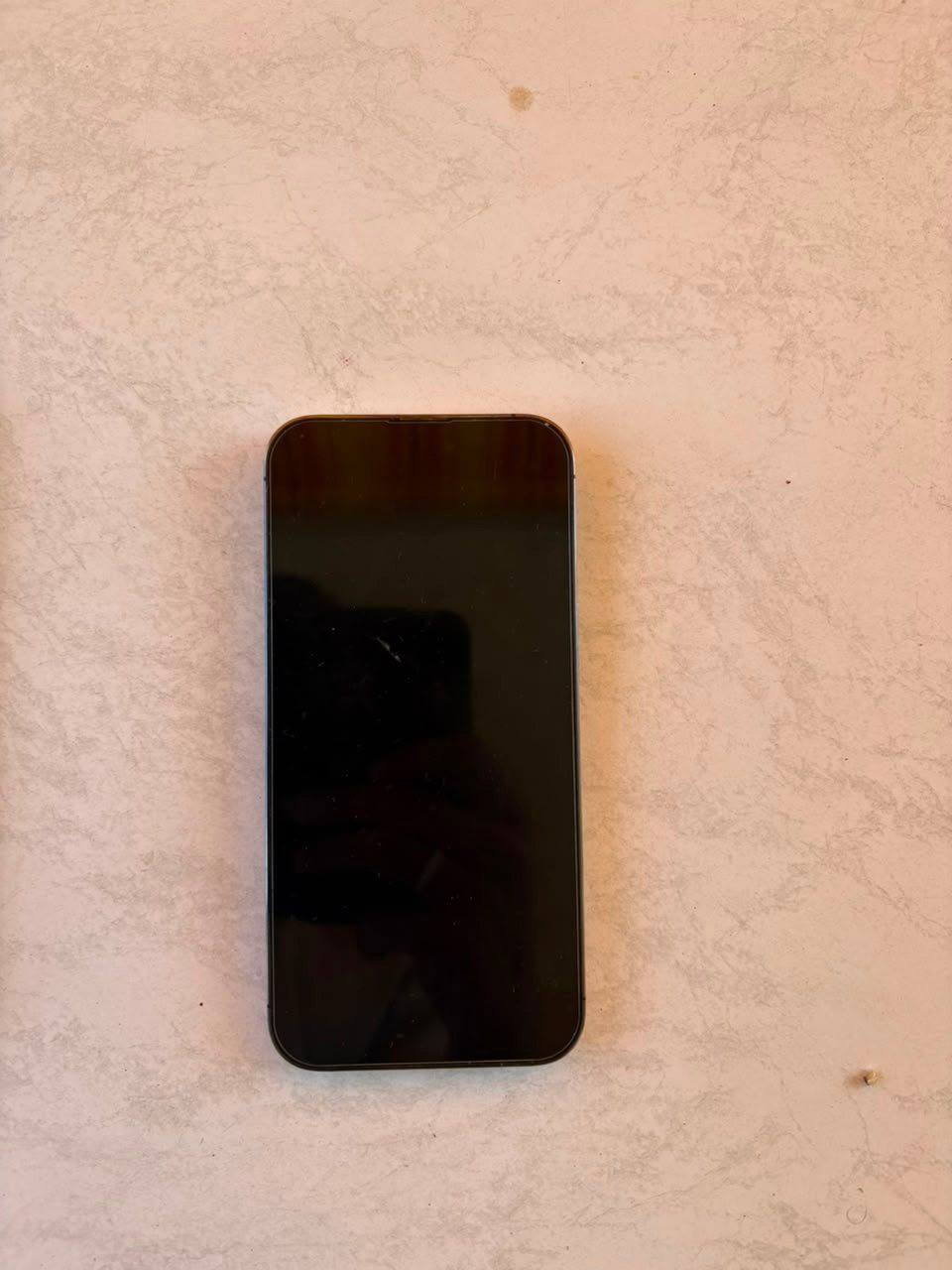 Apple Portables: iPhone 14 Pro Max Violet 256Go très bon etat – D'occasion à Brügg BE par batiko2 1