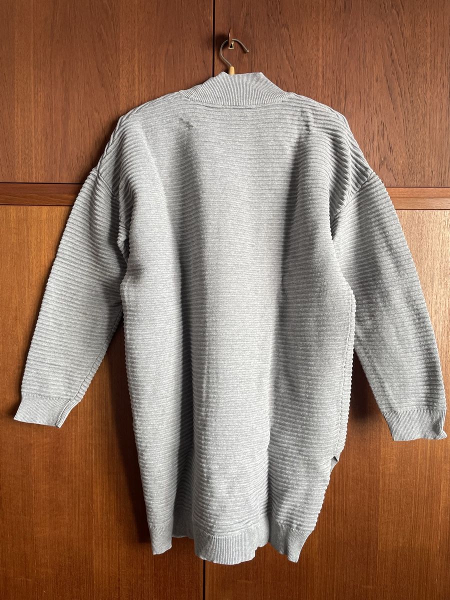 Maglioni & Felpe: Damen Pullover grau Rippstrick Grösse 38 guter Zustand – Usato da Lenzerheide/Lai venduto da ale_57ys 1