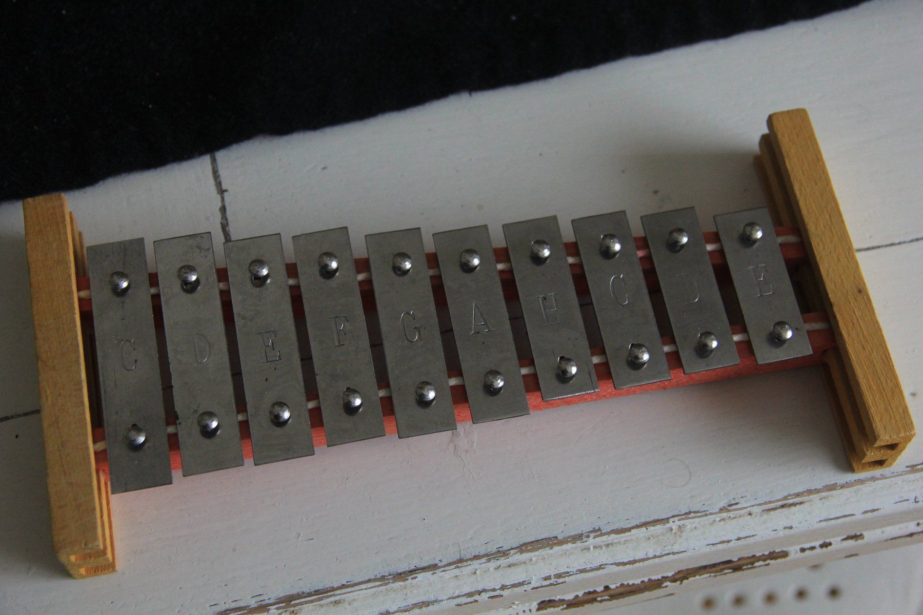 Strumenti musicali: Antike Glockenspiel – Usato da Basel venduto da pak11 2