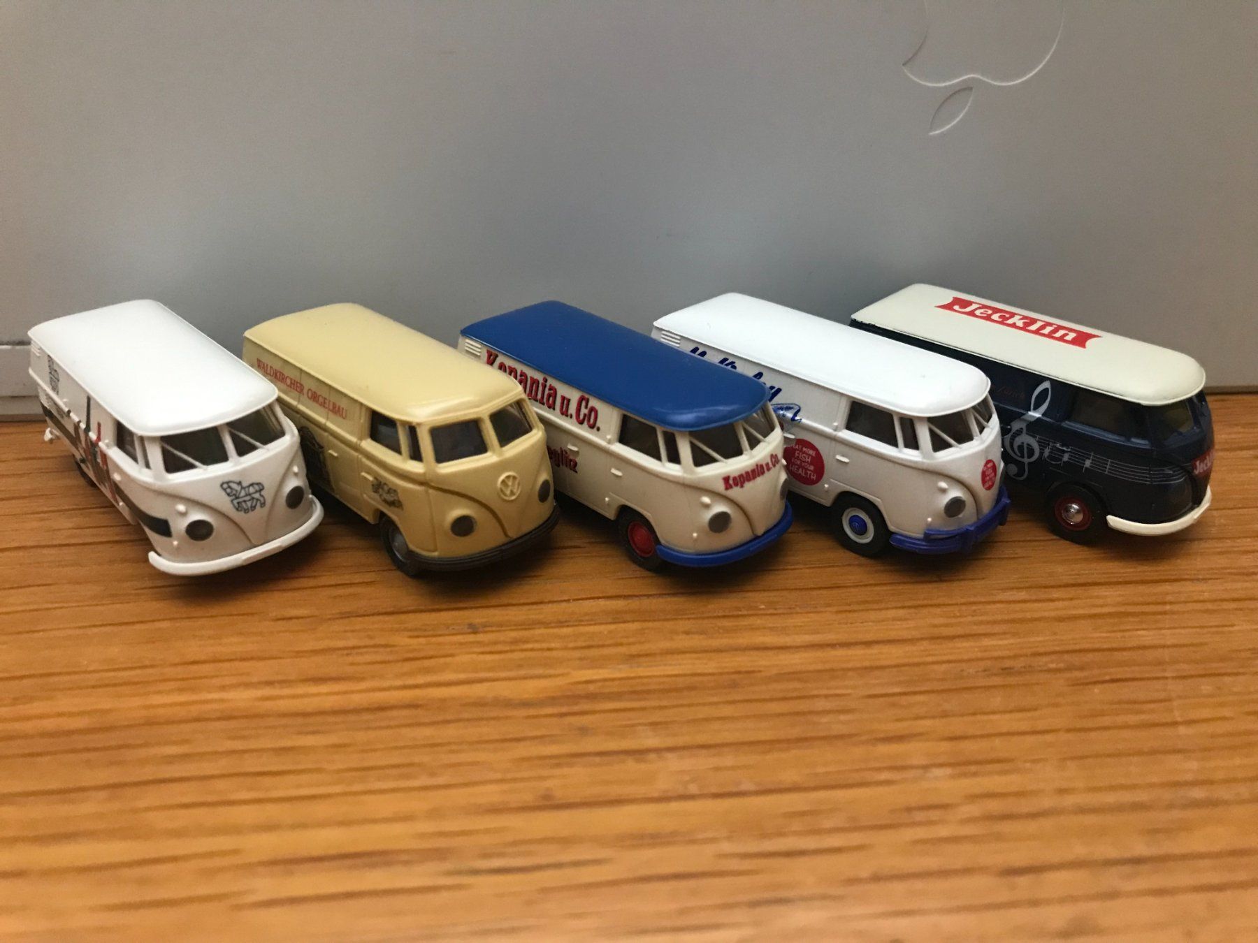 5x VW Bus mit Schweizer Modellen (Gebraucht) in Luzern für CHF 50 – mit ...