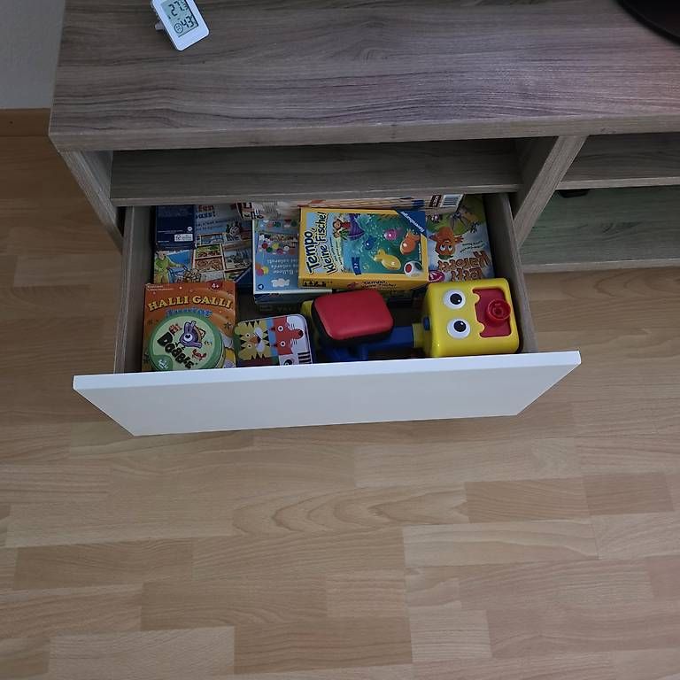 Ikea TV Möbel: TV-Bank – Gebraucht aus Winterthur von mille89 3
