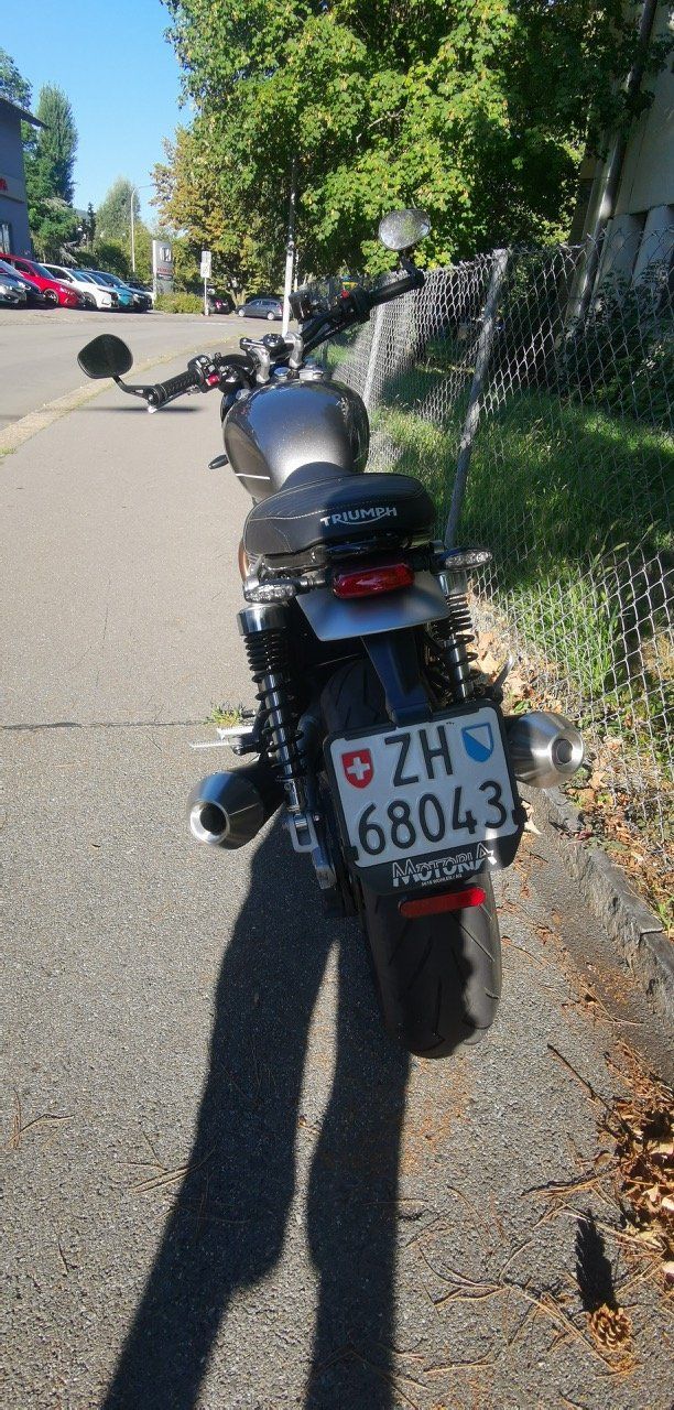 Triumph Strada: Triumph  Speed Twin 1200 ABS – Usato da Zürich venduto da Thomas55 5
