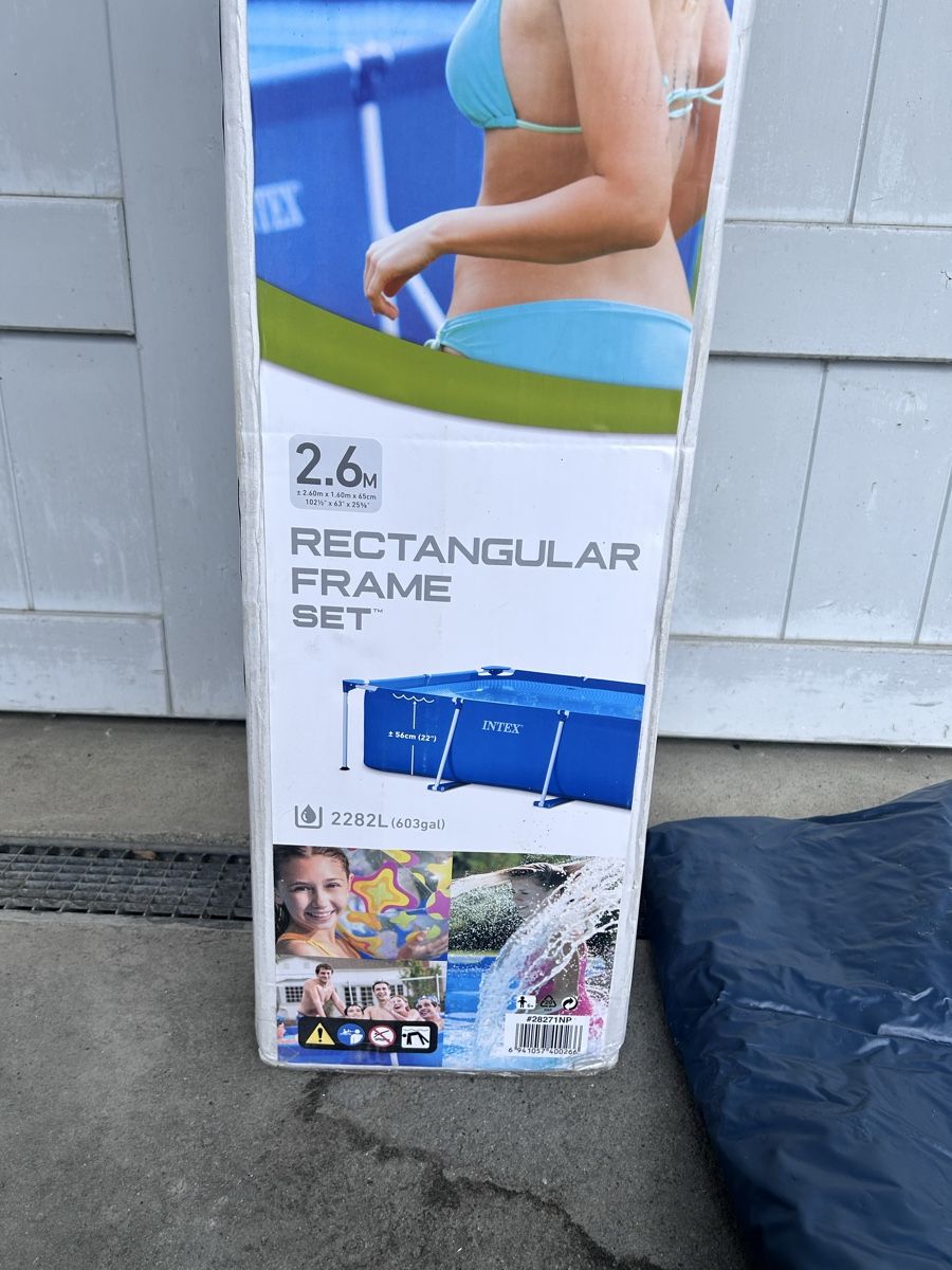 Intex Piscine: Intex 2.6x1.6x0.65 Rectangular Frame Pool & Zubehör – Usato da Weisslingen venduto da lufan79 1
