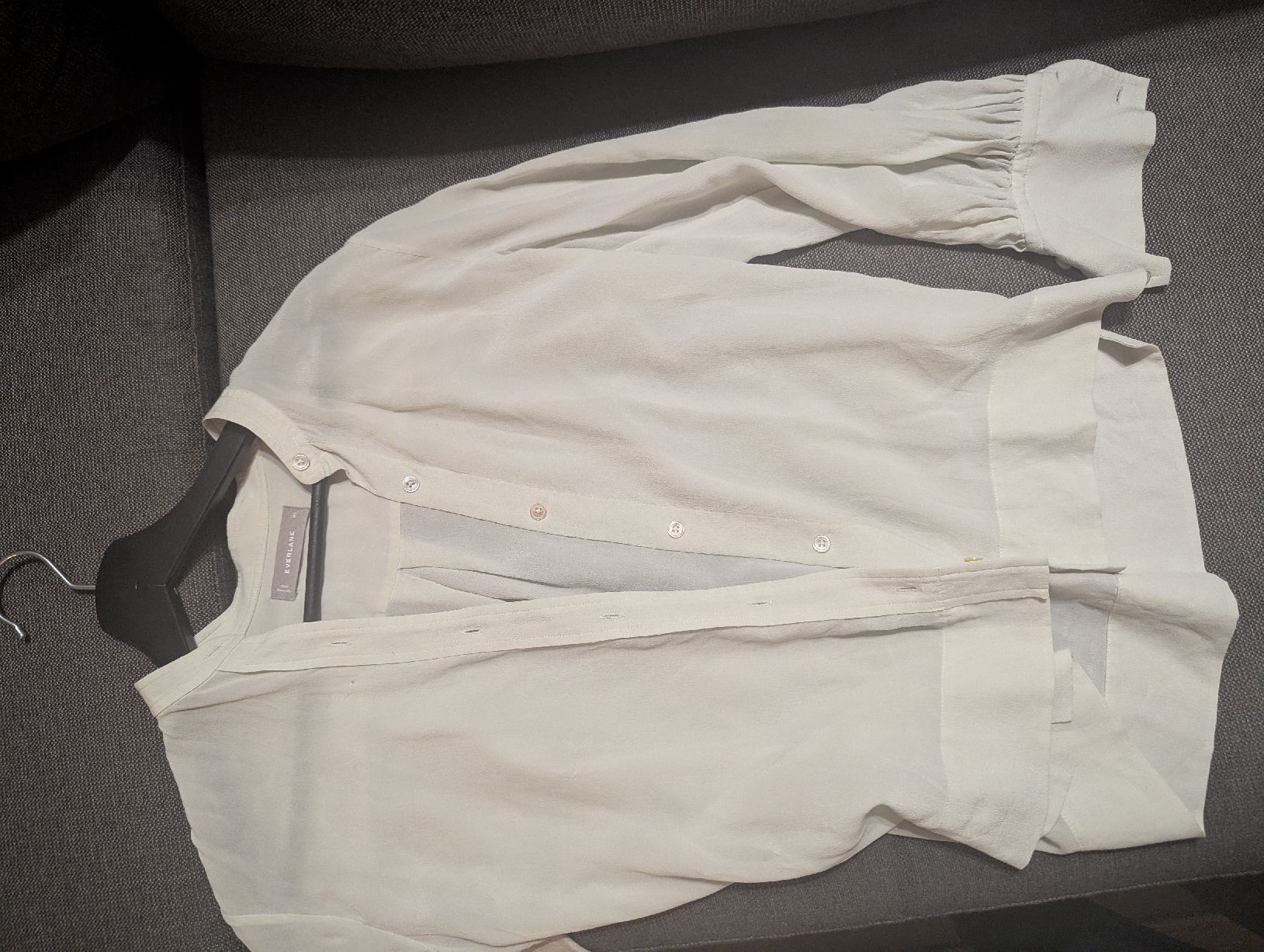 Everlane Blusen: everlane 100% silk shirt XS – Neu (gemäss Beschreibung) aus Zürich von Chr_j229 4