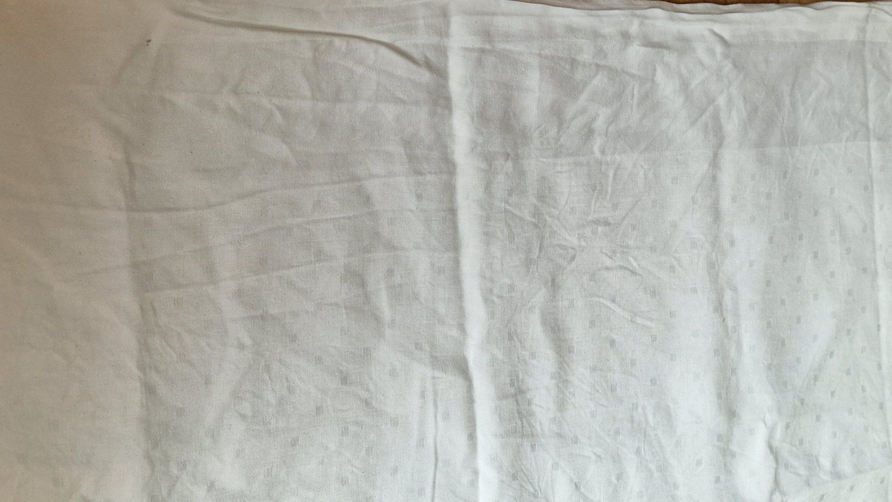 Autre linge de table: Tischtuch mit 10 Servietten, gemustert – D'occasion à Uitikon Waldegg par Smeragol 3