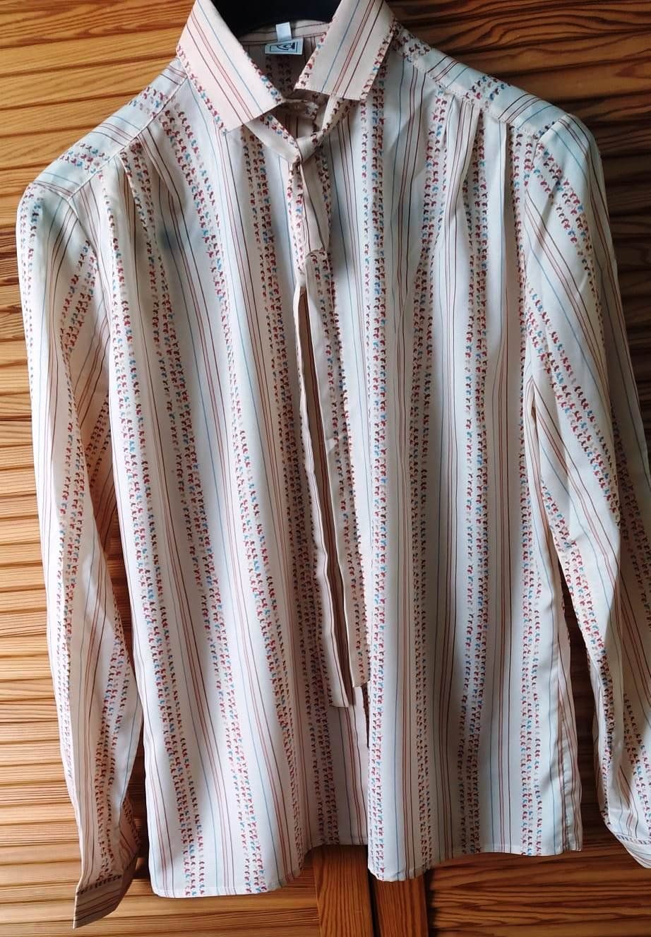 Blusen: Bluse, mit abnehmbarem Bindedband, helles Beige-Rosé – Neu (gemäss Beschreibung) aus Zürich von -italo-