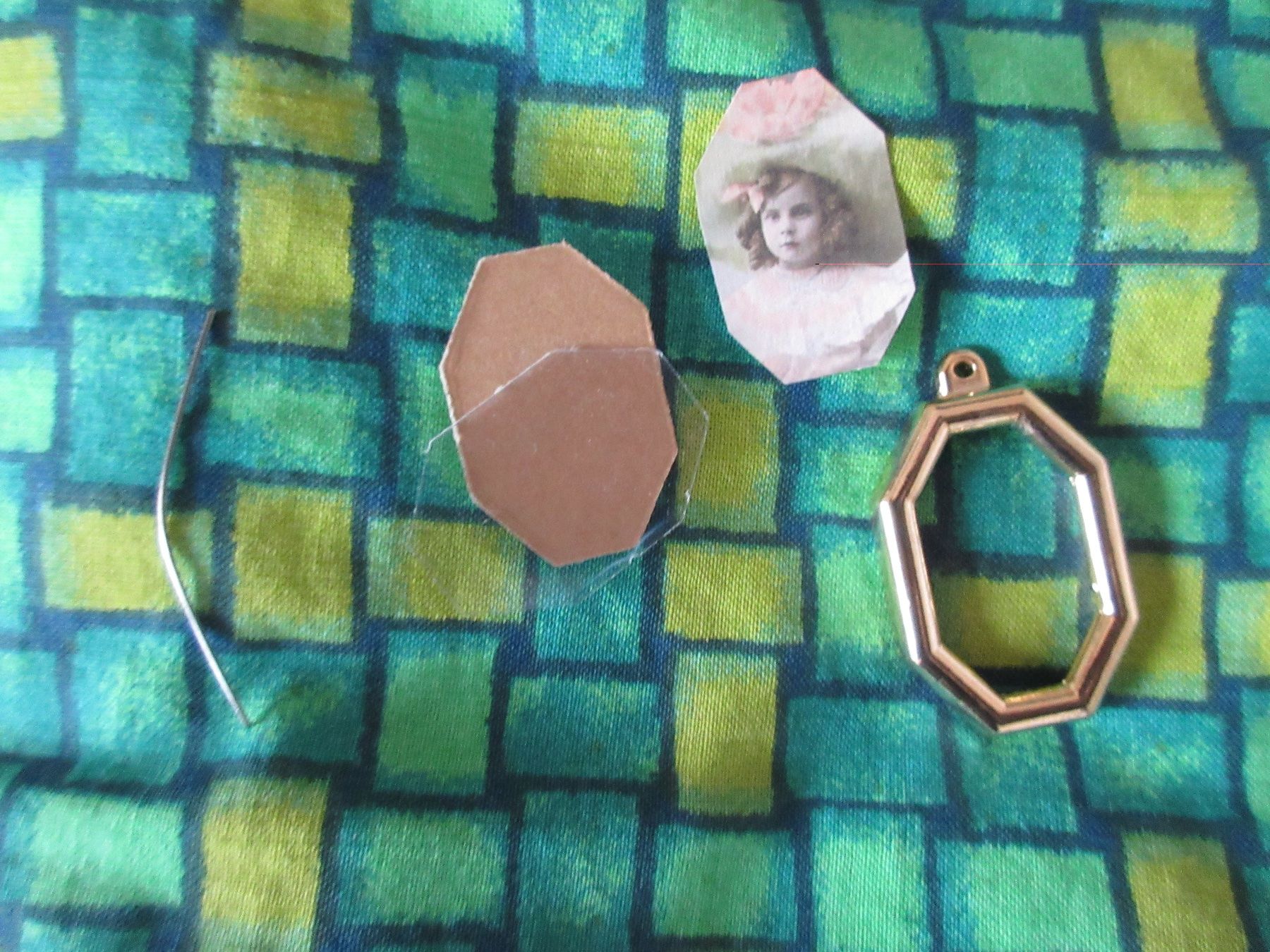 Case e mobili per bambole: Puppenstuben mini Bild, Wechselrahmen, 5 x 3 cm – Usato da Egg b. Zürich venduto da Mogli93 1