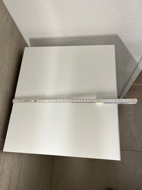 Mobili per bagno: Bläuer Wäschekorbmöbel 40x36x80,5 cm – Usato da Aarau venduto da Obdulia 5