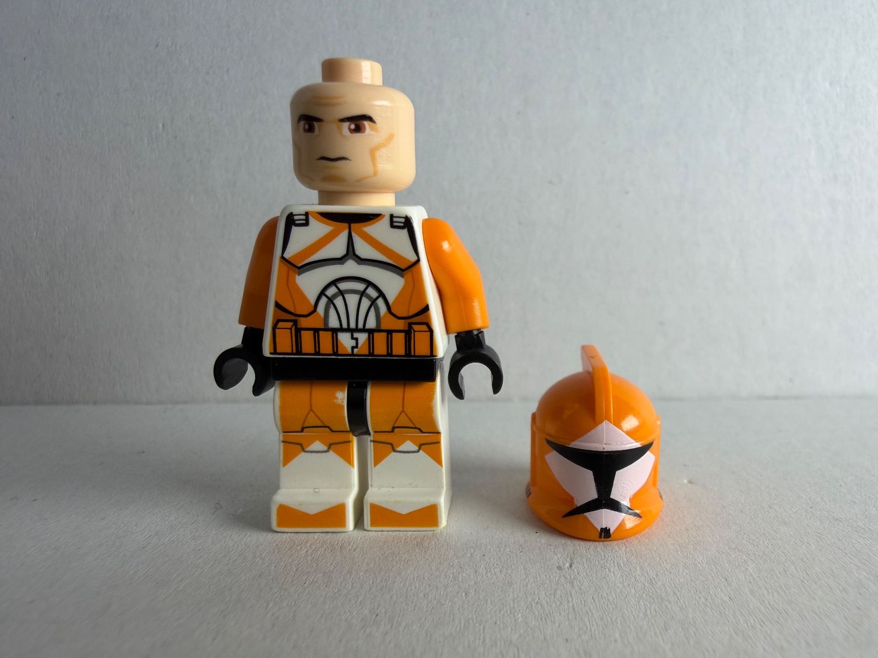 Lego Statuette: Clone Bomb Squad Trooper (Phase 1) – Usato da Neftenbach venduto da Elitebricks 1