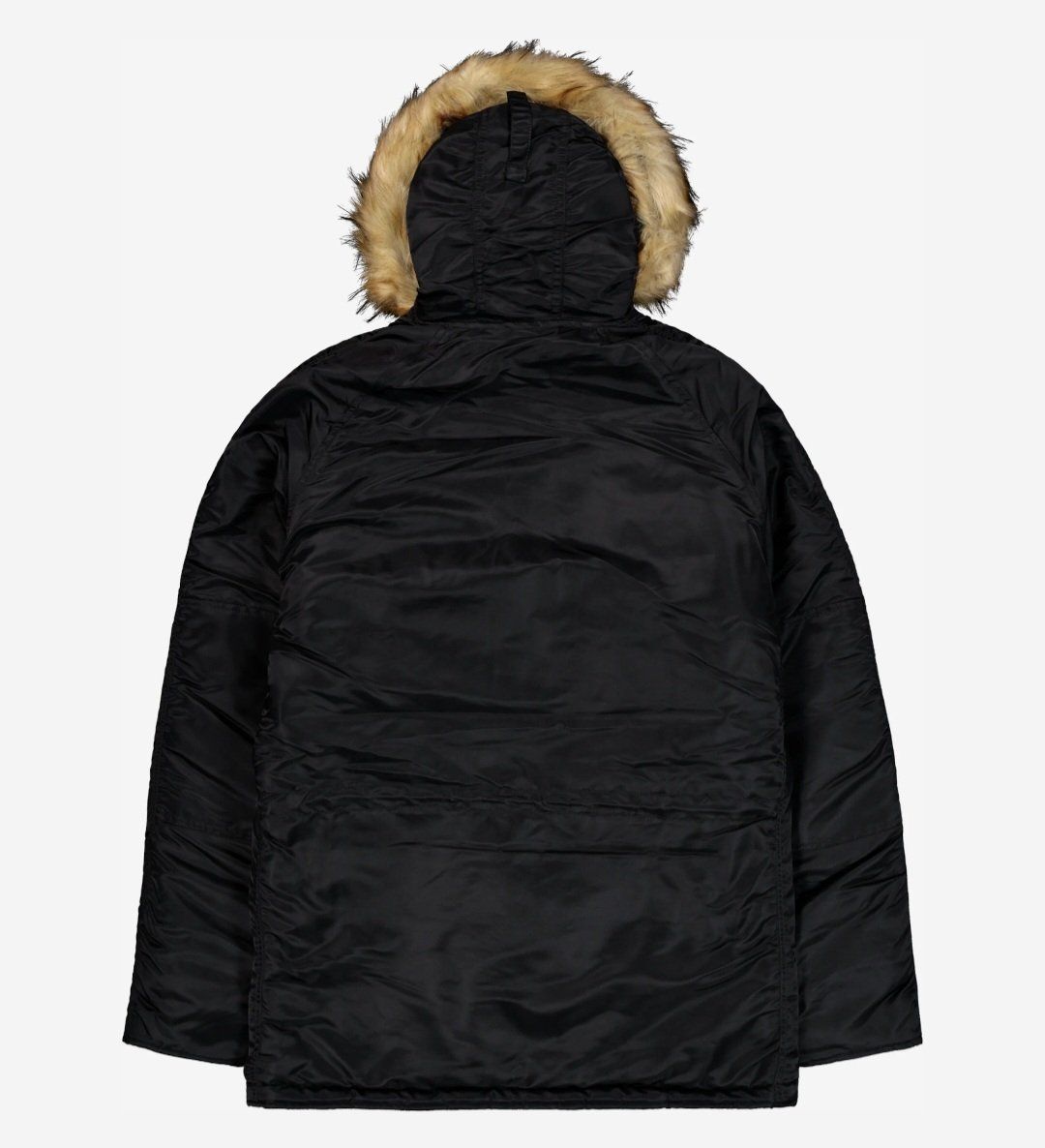 Alpha Industries Giacche: Alpha Industries Winter Jacke Parka Schwarz Gr. M – Nuovo e nell'imballaggio originale da Langenthal venduto da SecondChanceShop 1