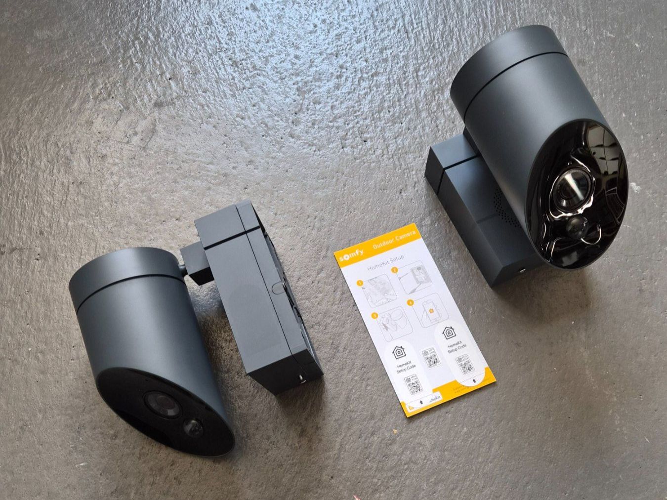 Webcam: 2 Stück somfy WLAN IP Compact Camera - Kamera – Usato da Egg b. Zürich venduto da dama-8132
