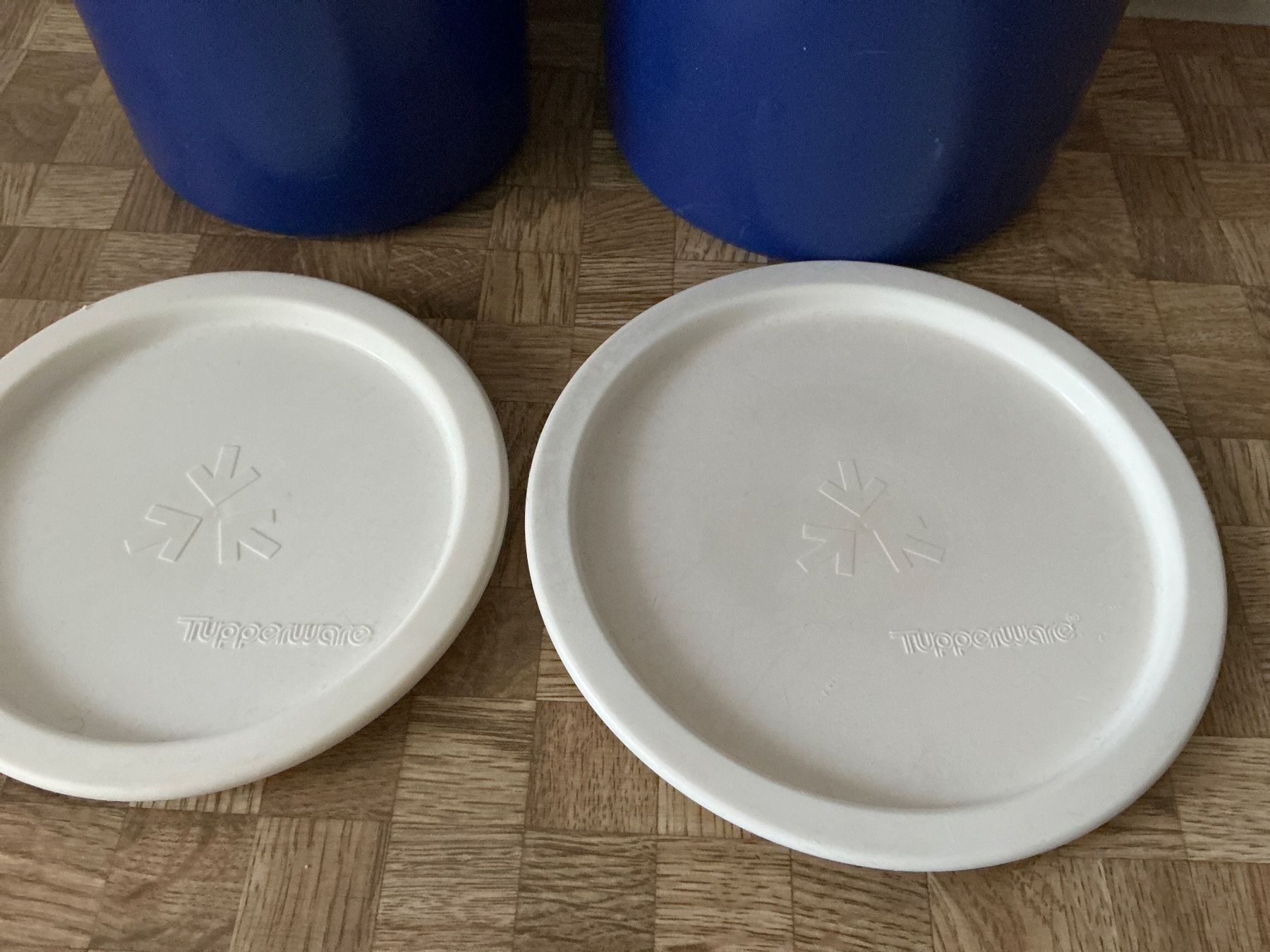 Tupperware Contenitori & Simili: Tupperware 2 Vorratbehälter – Usato da Birmensdorf ZH venduto da Hilhan 1